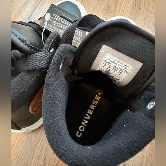 Converse Leather High Tops Toddler Size 11 NIB - Picture 6 of 6